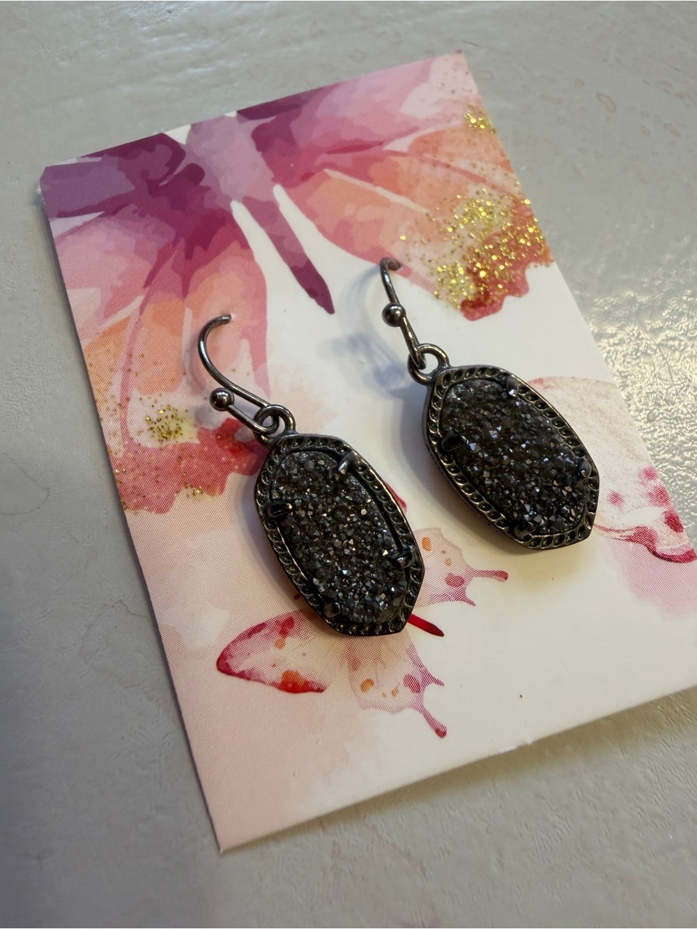 ♣️ Kendra Scott Lee Drop Earrings in Gunmetal / Black Drusy